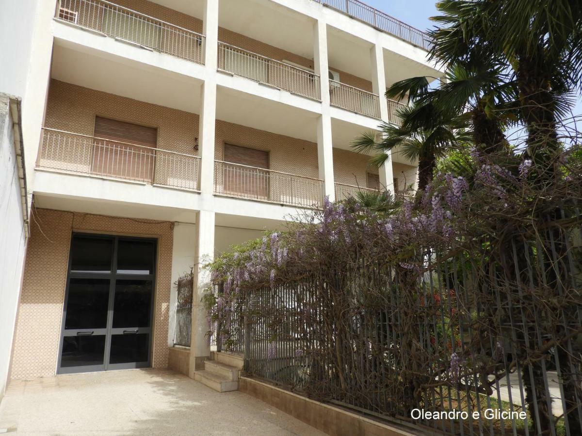 Oleandro E Glicine Daire Lecce Dış mekan fotoğraf